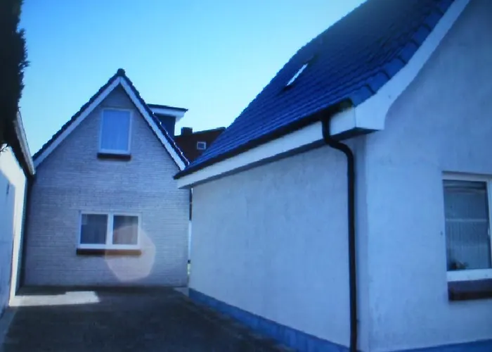 Semesterbostad Haus Seestern